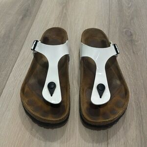 Birkenstock Gizah - White Patent - Sz 38